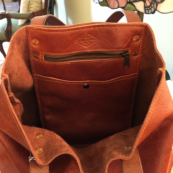 Leather tote - Picture 5 of 7